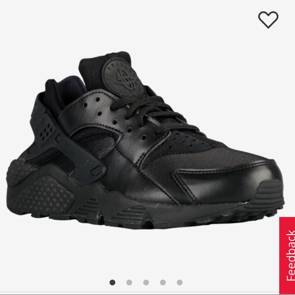 Nike Shoes - Nike Air Huaraches Black Sneakers